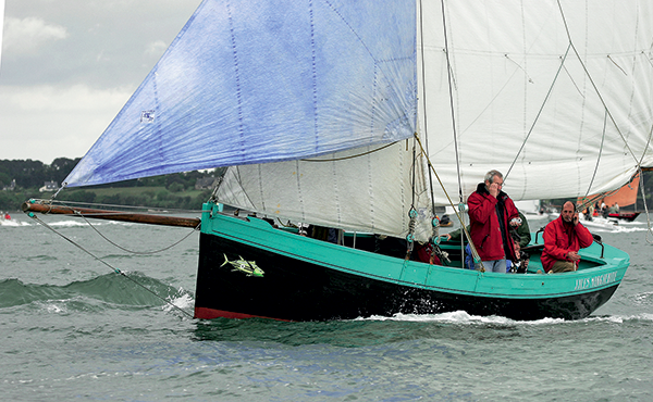 cotre rade de brest golfe du morbihan passagers