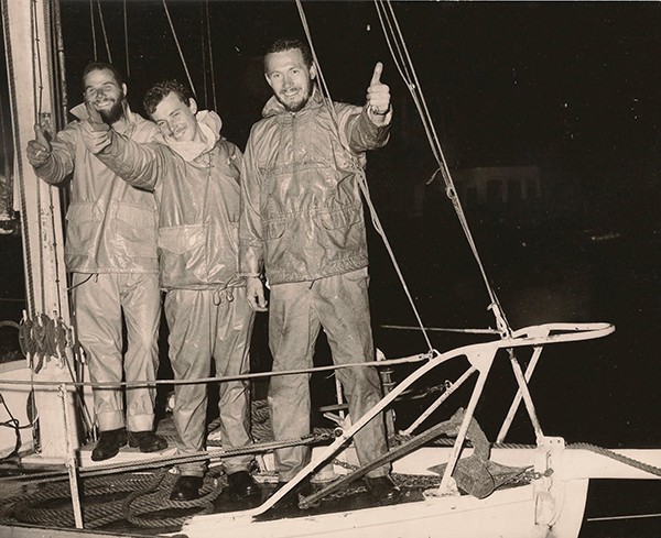 Robin knox-johnston tour du monde solitaire