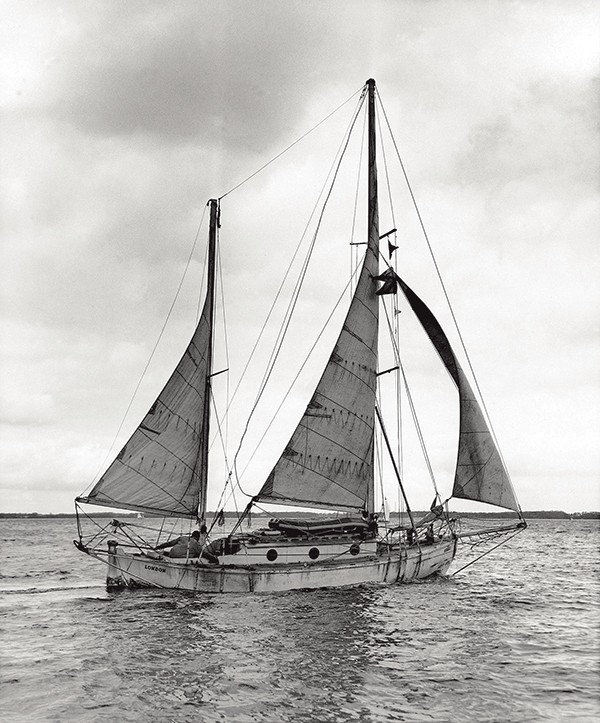 Robin knox-johnston tour du monde solitaire