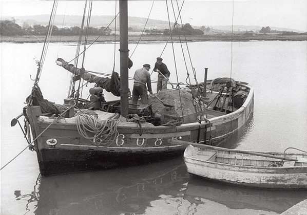 Loch Monna Dalh Mad bateau traditionnel rade de brest