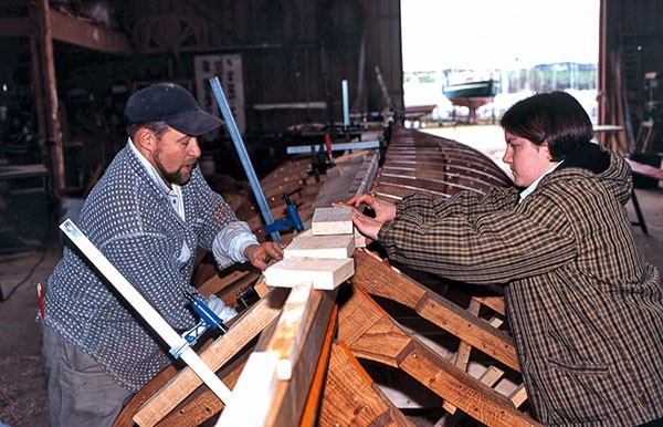 Formation charpente navale, Mesquer, Construction navale, Mike Newmeyer