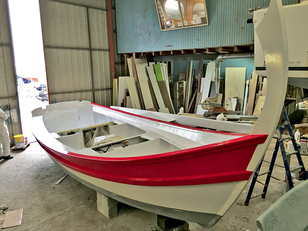 Deux nouvelles barques de joute à Sanary