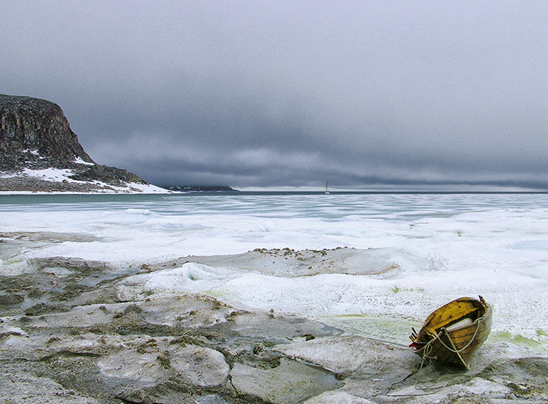 annexe du Dolphin sur les glaces du Spitzberg