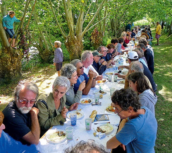 Pause repas pour les équipages 