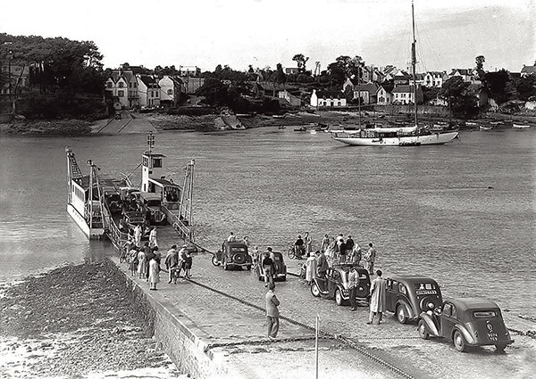 Bac Concarneau, histoire des bacs, bac Quimper, bac Plougastel, bac Bénodet, bac sur le Loire