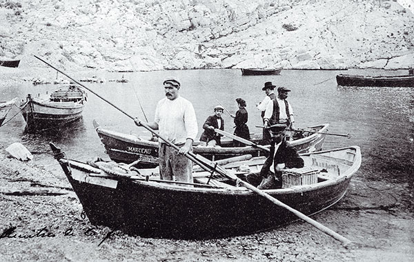 bateau bette de pêcheur à Marseille