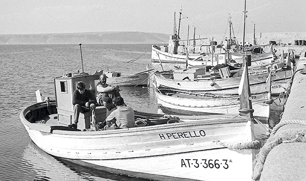 bateau à quai port