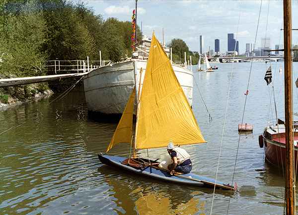 Kayak à voile sur la Seine