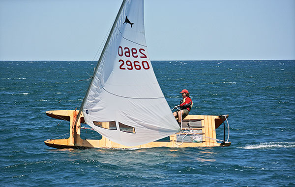 catamaran en régate