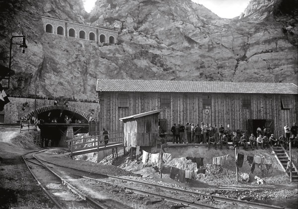 Tunnel de Rove, Étang de Berre, Port de Marseille