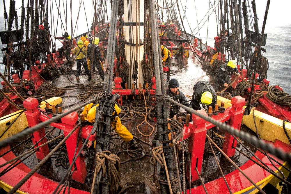 L’Hermione à l’école des tempêtes – navigations hivernales d’une frégate de XII