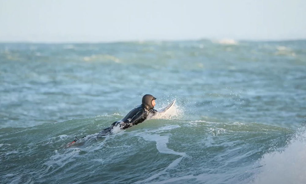 surfeur en mer