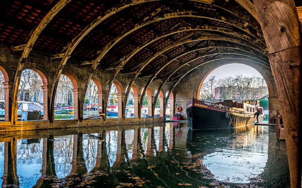 Le chantier des Barques du pont des Demoiselles