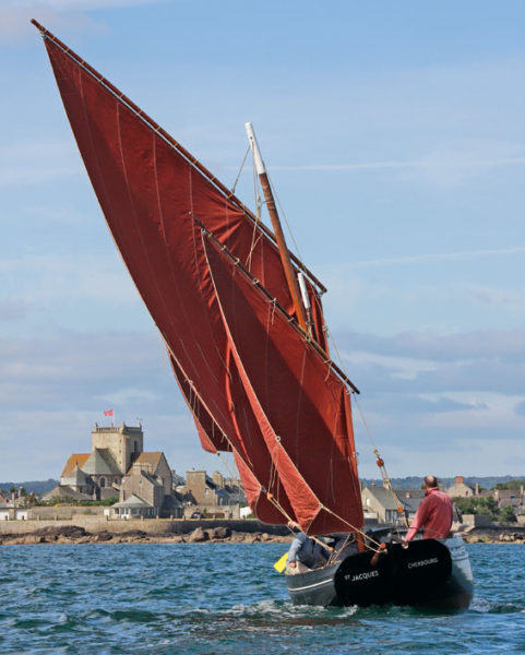 Saint-Jacques rentre à Barfleur