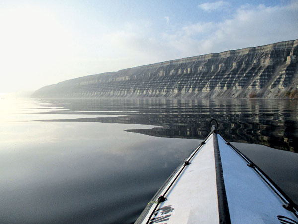 Dans la région de la confluence entre la Kama et la Volga, le navigateur longe les hautes falaises de craie où le chef cosaque Stenka Razine aurait caché son trésor, au XVIIe siècle.