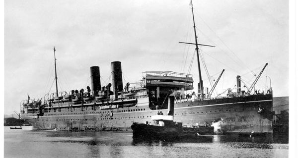 Le paquebot Mooltan (P&O), sur lequel Simenon a embarqué pour une croisière de Sidney à Marseille en 1935.