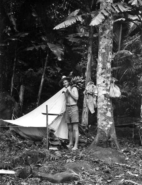 première installation à Fatu Hiva, sous la tente.