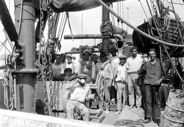 À Lisbonne, lors d’un déchargement de kaolin en 1934. 