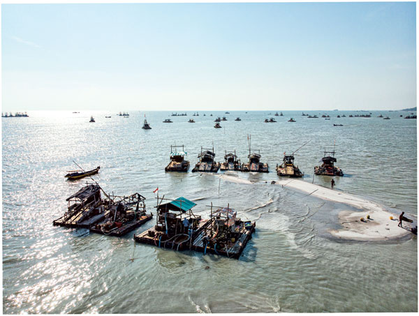 la plage de Batu Belubang