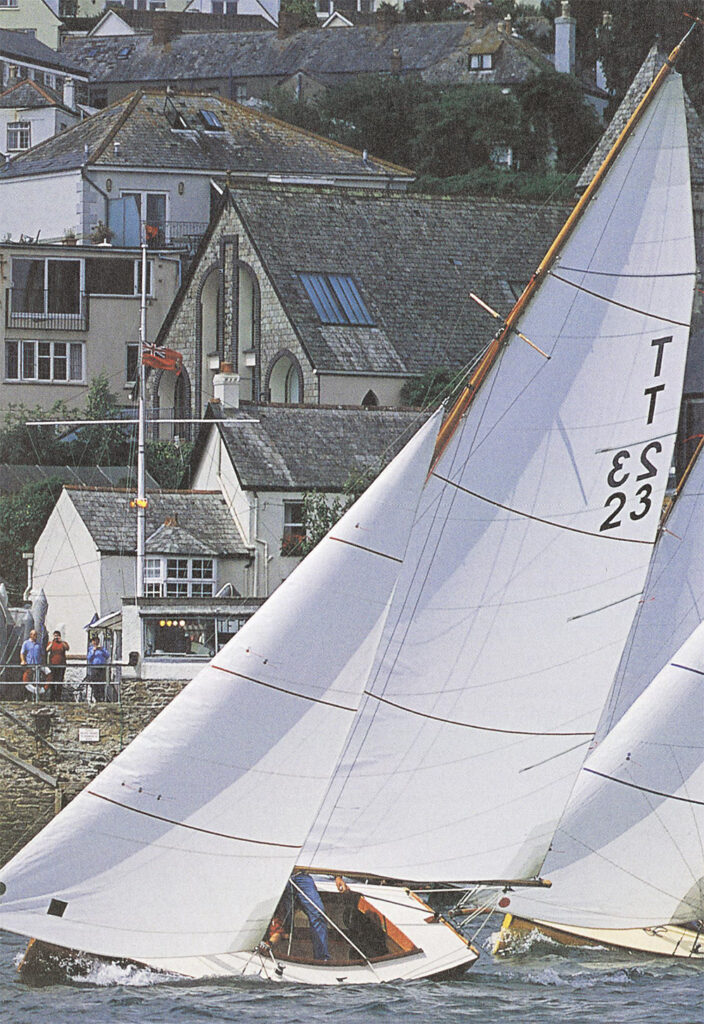 Les Troy de Fowey : Few boats for happy few