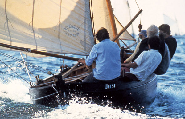 En régate à l’été 1984.
