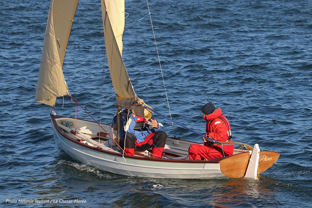 Un Penobscot dans les coureaux, virée à Groix en Voile-Aviron – Suppléments du web n°326