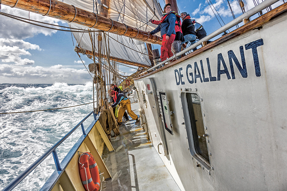 À bord de Gallant, des marins en quête de futurs