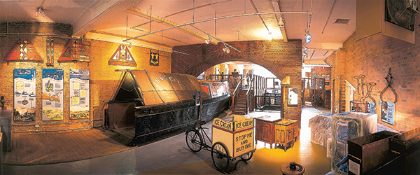 Intérieur du London Canal Museum