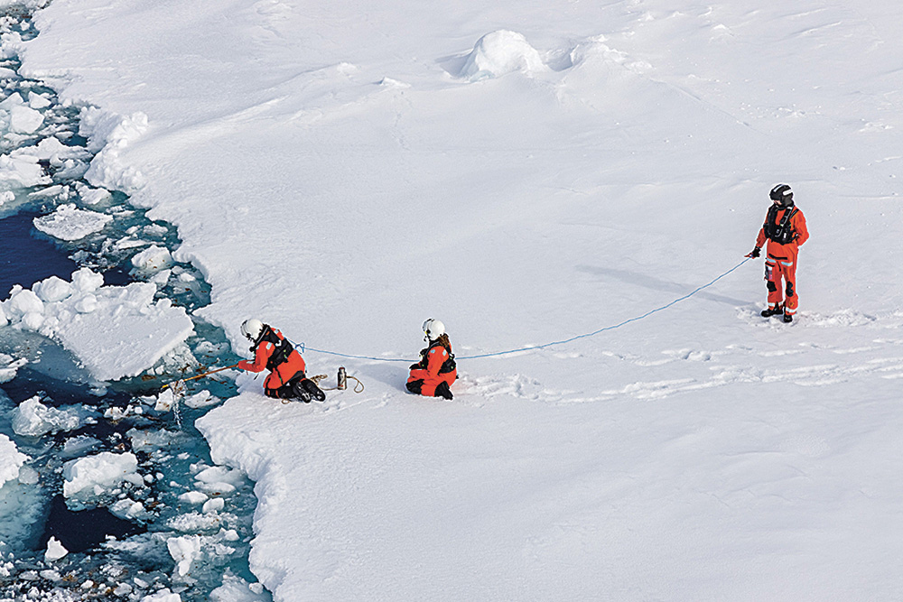 Des plastiques au fond de l’océan Arctique