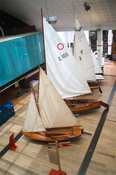 Les dériveurs olympiques au musée. © Joffrey Martin, Musée maritime de La Rochelle