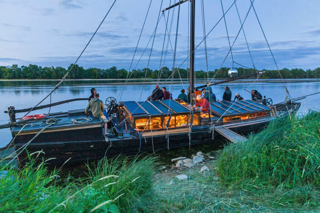 Un BatoLabo à la rencontre de l’art, de la science et de l’ethnographie